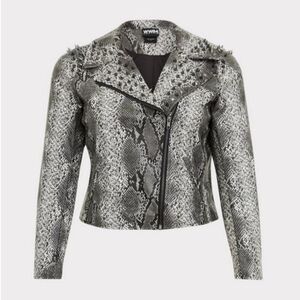 Wonder Woman 84 Faux Leather Grey Snakeskin Print Crop Jacket